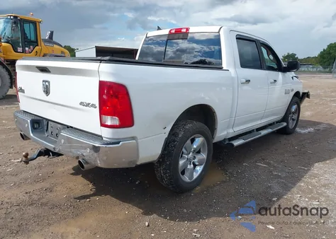 2016 Ram 1500 Big Horn z USA, uszkodzony, nr VIN 1C6RR7LT2GS287911